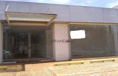 Imagem: O depósito possui 5 Vagas na garagem, 296m² de Área e está