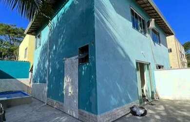 Imagem: A casa possui 2 Dormitórios, 2 Banheiros, 1 Vaga na garagem