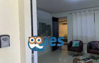 Imagem: A casa em condomínio possui 4 Dormitórios, 3 Banheiros, 2