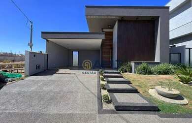 Imagem: A casa em condomínio à venda possui 3 Dormitórios, 4 Banheiros