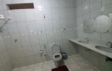 Imagem: A casa em condomínio possui 4 Dormitórios, 3 Banheiros, 4