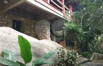 Imagem: A fazenda possui 223m² de Área e está localizado em Parque