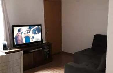 Imagem: O apartamento e possui 2 Dormitórios, Suítes, 1 Banheiro
