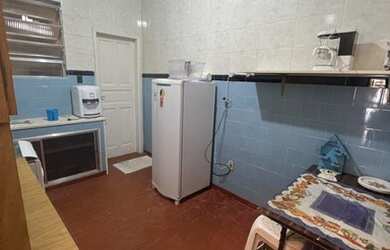 Imagem 3: Laurinho Imóveis vende casa no centro de Muriqui, Mangaratiba