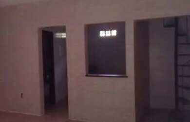 Imagem: A casa possui 2 Dormitórios, 2 Banheiros, 50m² de Área e