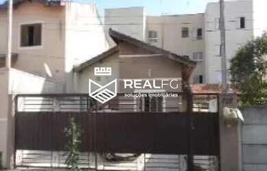 Imagem: Atibaia/SP - Nova cerejeira