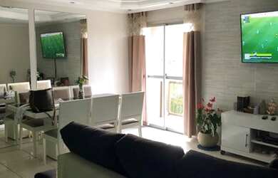 Imagem: O apartamento e possui 2 Dormitórios, Suítes, 1 Banheiro