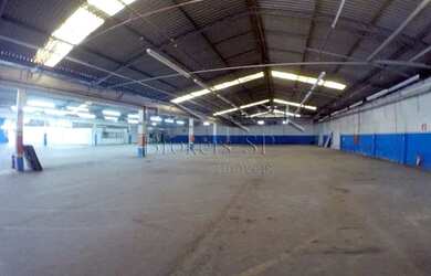 Imagem: O depósito possui 2950m² de Área e está localizado em Vila