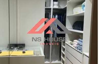 Imagem: O apartamento possui 4 Dormitórios, 3 Banheiros, 3 Vagas na