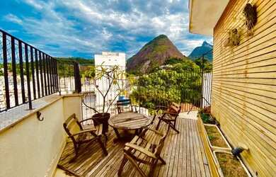 Imagem: O apartamento na cobertura possui 3 Dormitórios, 4 Banheiros