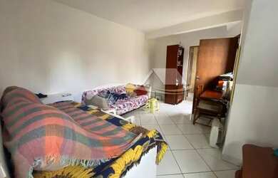 Imagem: A casa possui 5 Dormitórios, 5 Banheiros, 2 Vagas na garagem