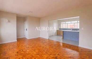 Imagem: O apartamento possui 3 Dormitórios, 2 Banheiros, 1 Vaga na