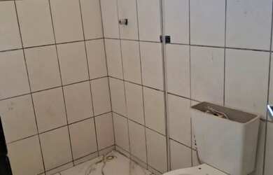 Imagem 3: Casa em Atibaia ZAP. Varanda, 120000m² de Área, 2 Vagas na garageme2...