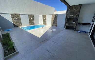 Imagem 10: Sobrado 03 Suítes e piscina no centro de Matinhos