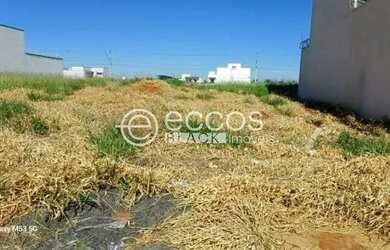 Imagem: O terreno possui 286m² de Área, Imóvel novo e está localizado