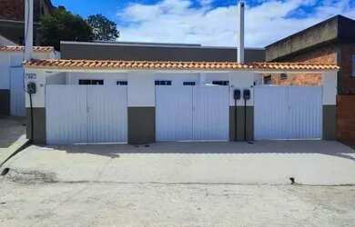 Imagem: A casa possui 1 Dormitório, 1 Banheiro, 30m² de Área e está