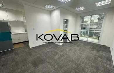 Imagem: O depósito possui 2 Vagas na garagem, 68m² de Área e está