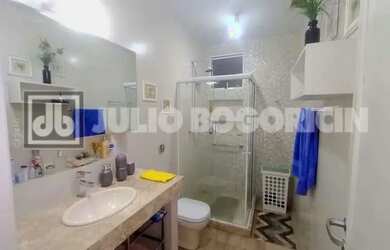 Imagem 9: COPACABANA - POSTO 4 - 3 QUARTOS - 2 BANHEIROS - DEPENDENCIAS COMPLETAS - VAGA