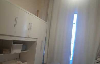 Imagem: O apartamento possui 1 Dormitório, 1 Banheiro, 28m² de Área