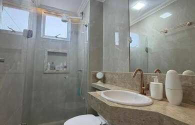 Imagem 9: Apartamento com 2 dormitórios à venda, 62 m² por R$ 550.000 - Praia...