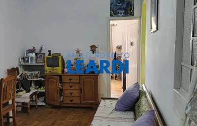 Imagem: O apartamento possui 1 Dormitório, 1 Banheiro e 36m² de Área