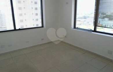 Imagem: O depósito possui 1 Vaga na garagem, 35m² de Área, Imóvel