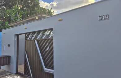 Imagem: A casa possui 2 Dormitórios, 2 Banheiros, 1 Vaga na garagem