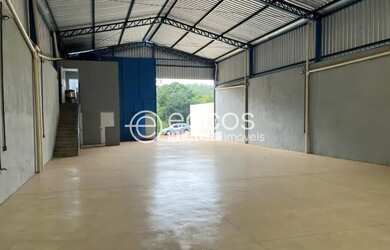 Imagem: O depósito possui 302m² de Área e está localizado em Dona