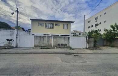 Imagem: O apartamento possui 2 Dormitórios, 2 Banheiros, 65m² de Área