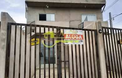 Imagem: A casa possui 2 Dormitórios, 1 Banheiro, 2 Vagas na garagem