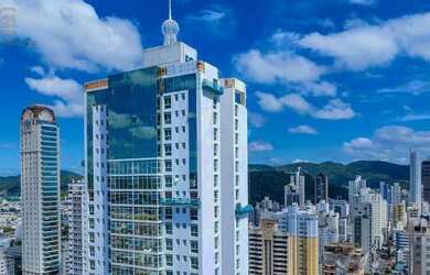 Imagem: O apartamento possui 3 Dormitórios, 3 Banheiros, 3 Vagas na