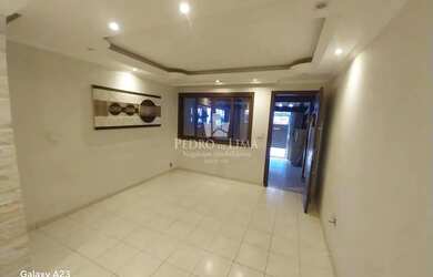 Imagem: A casa possui 2 Dormitórios, 2 Banheiros, 1 Vaga na garagem