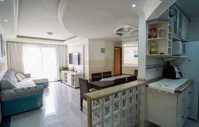 Imagem: O apartamento possui 3 Dormitórios, 2 Banheiros, 2 Vagas na