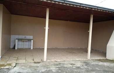 Imagem 4: Aluga se uma casa 3/4 com Area de festa