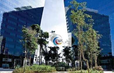 Imagem: O depósito possui 5 Vagas na garagem, 874m² de Área e está