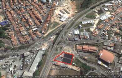 Imagem: O terreno possui 3460m² de Área e está localizado em Parque