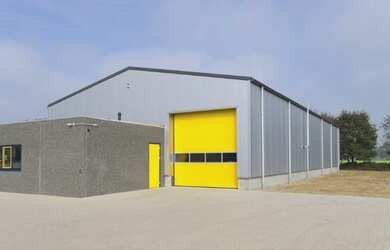 Imagem: O depósito à venda e está localizado em Jardim Das Nações