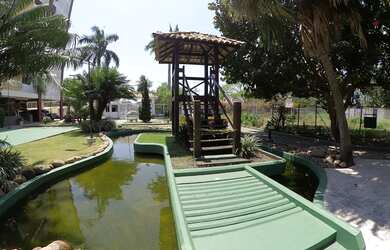 Imagem: O apartamento possui 3 Dormitórios, 1 Banheiro, 1 Vaga na garagem