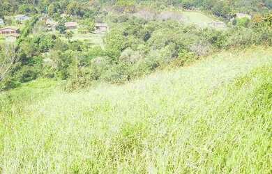 Imagem: O terreno à venda possui 11000m² de Área e está localizado