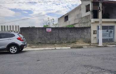 Imagem: O terreno está localizado em Jardim São Luís, Suzano à venda