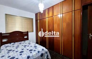 Imagem 10: Casa com 3 dormitórios, 240 m² - venda por R$ 570.000,00 ou aluguel por R$ 3.000,00 - Segi