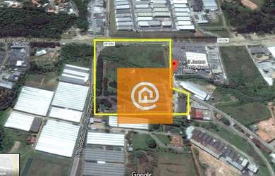 Imagem: O terreno possui 52.000m² de Área e está localizado em Jardim