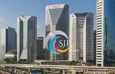 Imagem: O depósito possui 5 Vagas na garagem e 1200m² de Área e está