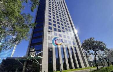 Imagem: O depósito possui 5 Vagas na garagem e 600m² de Área e está