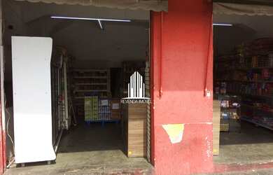 Imagem: O depósito possui 360m² de Área e está localizado em Centro