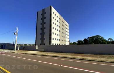 Imagem: O apartamento possui 1 Dormitório, 1 Banheiro, 1 Vaga na garagem