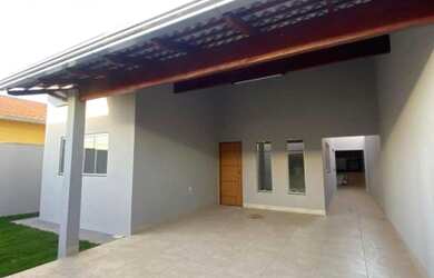 Imagem: A casa está localizado em Centro, Campo Grande à venda por