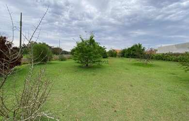 Imagem: O terreno possui 1595m² de Área e está localizado em Recanto