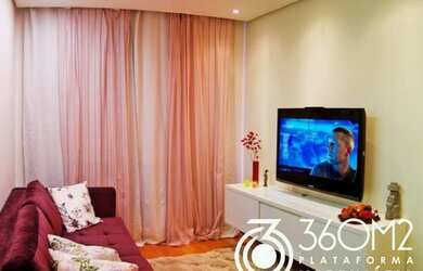 Imagem: O apartamento possui 3 Dormitórios, 1 Banheiro, 1 Vaga na garagem