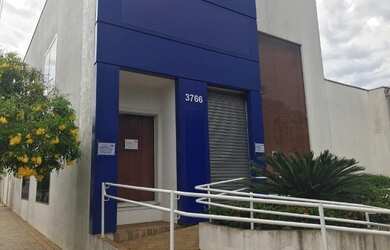 Imagem: O depósito possui 215m² de Área e está localizado em Vila